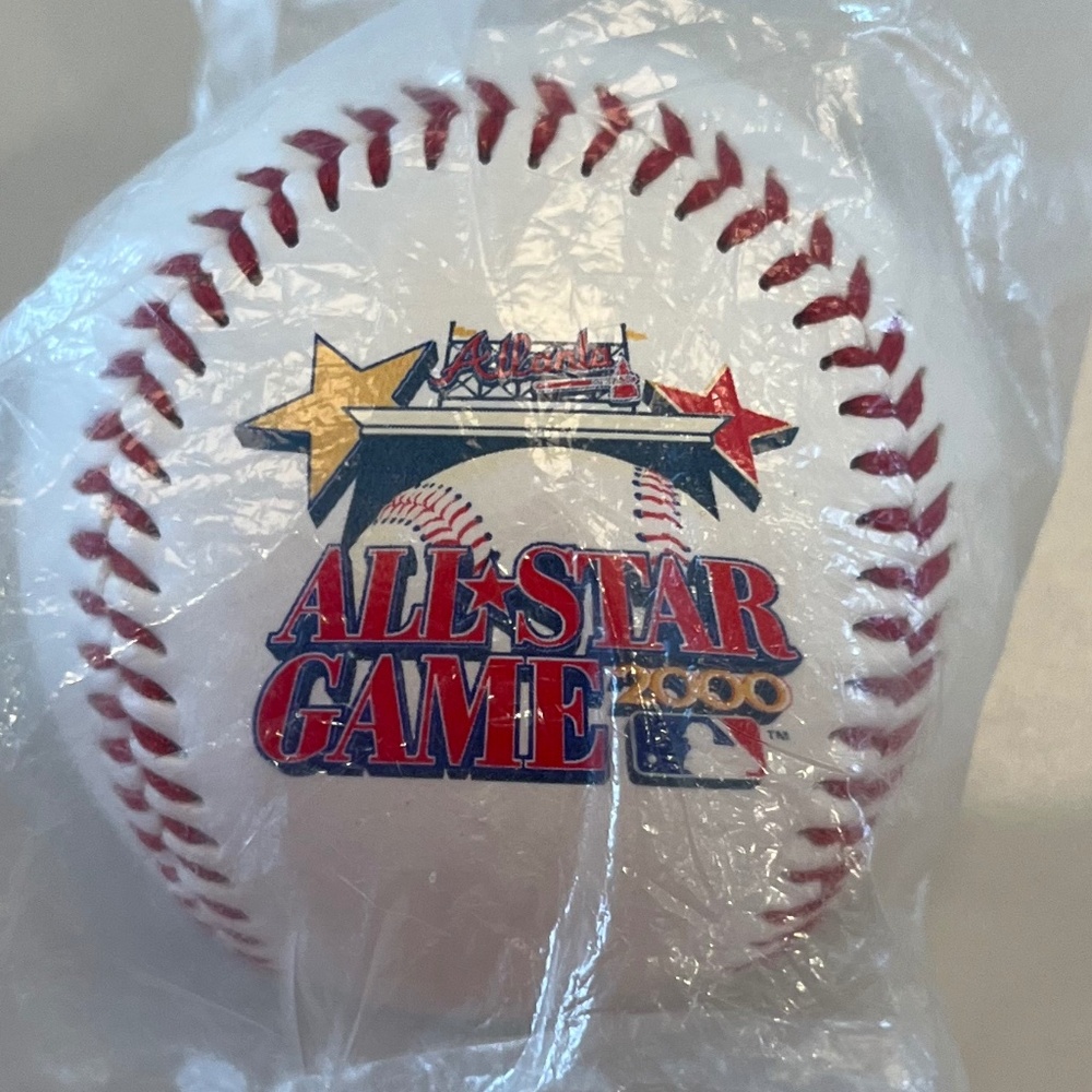 All Star Baseball 2000 MidSummer Classic 71st  Limited Edition Baseball in Packa